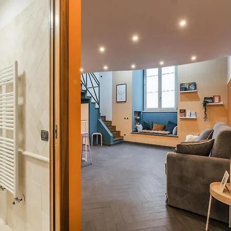 The Rent - Colorful Loft In Trastevere Area *